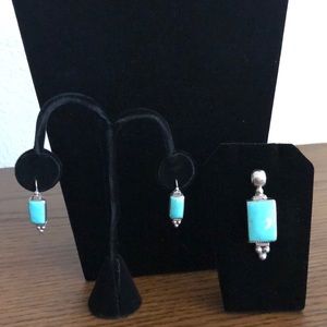 Turquoise pendant with matching earrings
